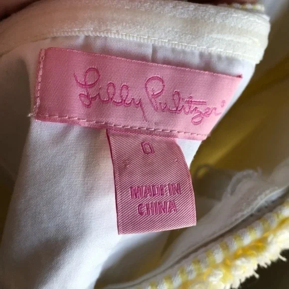 Lilly Pulitzer light yellow and white seersucker Franco dress 0 - Picture 7 of 12